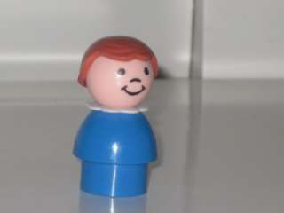   FISHER PRICE LITTLE PEOPLE BLUE GIRL BROWN HAIR SCHOOL #923 MINT