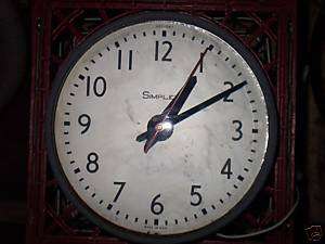 SIMPLEX VINTAGE CLOCK 7635 804 064 10  