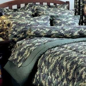  Green Camouflage Comforter and Sheets Set   Full