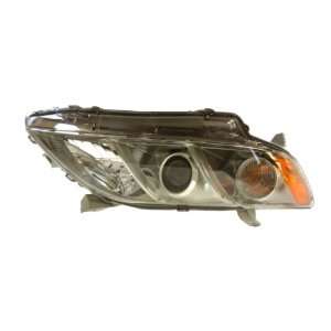  Genuine Toyota Parts 81110 06C00 Passenger Side Headlight 
