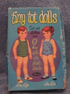 1960S VINTAGE TINY TOT DOLLS PAPER DOLLS CUT OUT CLOTHES AND 2 DOLLS 