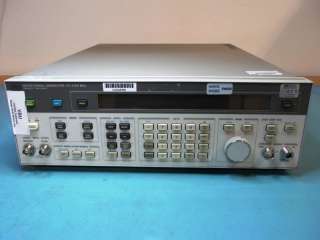 HP 8642B   SIGNAL GENERATOR 0.1 2100 MHz  