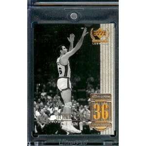   Jerry Lucas New York Knicks  Shipped In A Protective ScrewDown Case