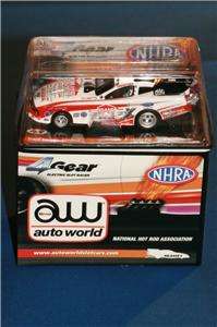 AUTO WORLD 4 GEAR NHRA FUNNY CAR MUSTANG DRAGSTER COURTNEY FORCE STAND 