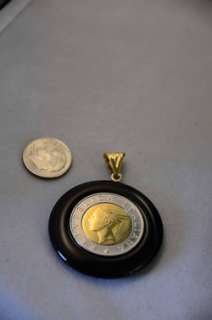   CARVED ONYX AND 500 LIRE COIN PENDANT 14k GOLD BEZEL *6906  