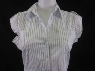 you are bidding on a theory white blue pinstripe cap sleeve button 