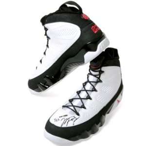  Michael Jordan Signed Jordan 9s Shoes Uda Le 1/23   New 