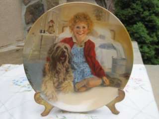 1982 VINTAGE Knowles PLATE ANNIE & SANDY DOG Musical BROADWAY WALL 