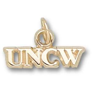   of No Carolina Wilmington Sm UNCW Pendant (14kt)