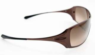   Oakley Womens Sunglasses Dart Berry G40 Black Gradient 05 662  
