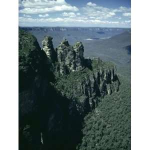 Rock Formations of the Three Sisters from Echo Point, Blue Mountains 
