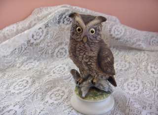 Vintage Lefton Hand Painted Porcelain Owl Bird Figurine KW 866 Signed 