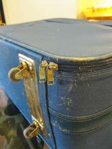 American Tourister Luggage Bag Blue Nice  