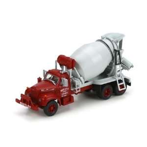  HO RTR Mack B Cement Truck, Whitleys Toys & Games