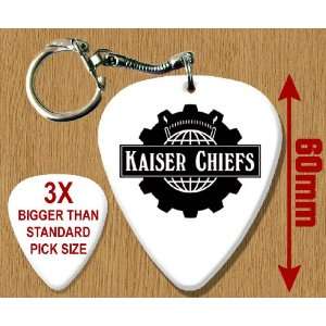  Kaiser Chiefs BIG Guitar Pick Keyring Musical Instruments