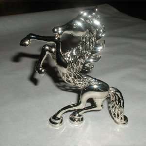  COLLECTIBLE HORSE by REVERE MFG. 6 HIGH X 6 1/2 IT WAS 