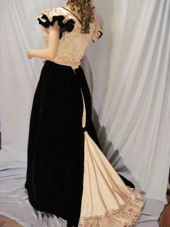 1890s VICTORIAN NO BUSTLE DRESS/GOWN W/CAPE STUNNING  