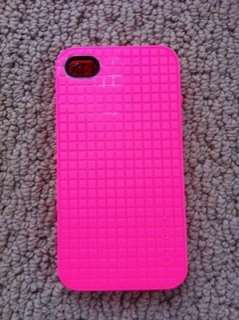 speck PixelSkin Case   iPhone 4 4S  HOT PINK   BRAND NEW   FREE FAST 