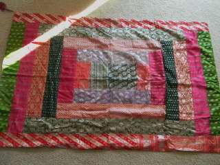 PRE OWNED PIER ONE IMPORTS SARI THROW   MEASURES 40 X 62  