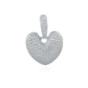 Breathtaking Heart Pendant that Shines with Majestic Radiance, Hand 