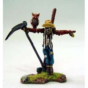  Scarecrows Scarecrow with Scythe Toys & Games