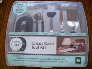 CRICUT CAKE TOOL SET W/CASE AND BONUS NIP  