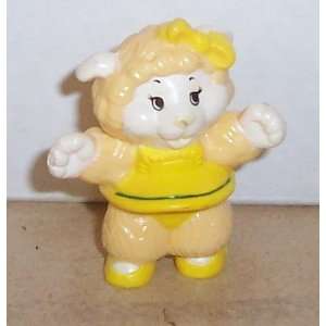    1984 TOMY Get Along Gang WILMA LAMB PVC figure toy 