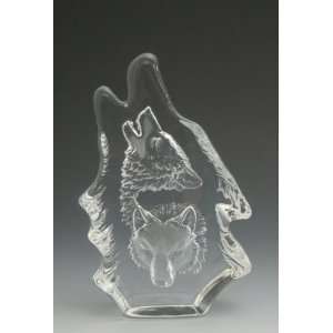  Engraved Lead Crystal    Two Wolf Head