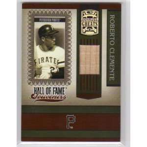 Donruss Greats Hall of Fame Souvenirs Material Bat 26 Robrto Clemente 