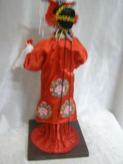 Graceful embroider silk chinese belle statue art  