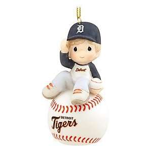    MLB Detroit Tigers Boy On Baseball Ornament   Precious Moments 