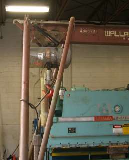 4000 LB WALLACE Portable Crane, 