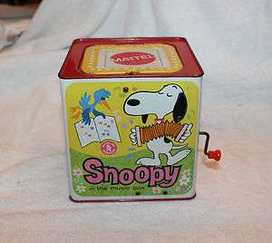 VINTAGE SNOOPY JACK IN THE BOX VERY NICE COND  