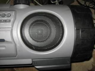 RARE TUBULAR BOOMBOX JVC RV 890 POWERED WOOFER CD SYSTEM AM/FM 