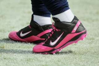 nike zoom LT superbad TD football cleats think pink breast cancer 