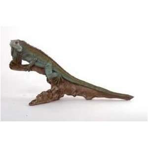  701219 Lizard on Branch 6.5 x 15in Set of 2