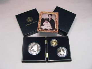   War Gold Silver and Half Dollar Set in Union Case Commemorative  