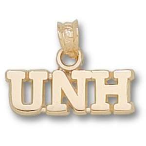  University of New Hampshire UNH 1/4 Pendant (14kt 