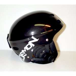 Demon Small Ski / Snowboard Helmet  Fits head sizes 54   56 cm  