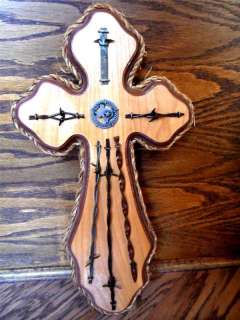 WESTERN TEXAS CROSS BARBED WIRE PLAQUE WOODEN WALL ART  