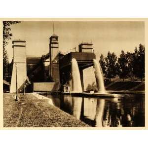  1926 Peterborough Boat Lift Lock Otonabee River Ontario 