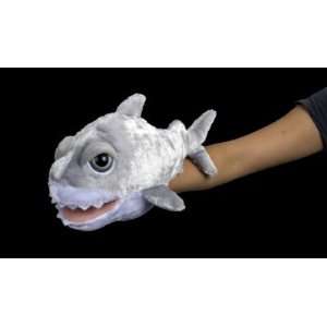  Bright Eyes Shark Puppet Toys & Games