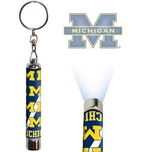  Michigan Wolverines NCAA Projection Logo Key Chain Sports 