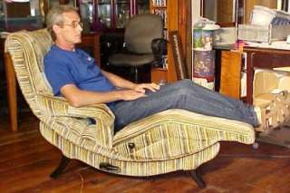   Modern Vibrating Zero Gravity Contour Lounge Chair ~ Nice  