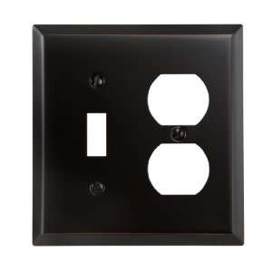   Combination Single Toggle Switch and Single Duplex Outlet Wall Plate