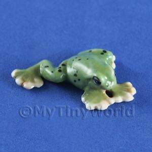 Tiny Cute Stretching Frog Dolls House Miniature Ceramic  