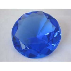  BLUE GLASS DIAMOND SHAPED PAPERWEIGHT 3.93 INCHES (100 MM 