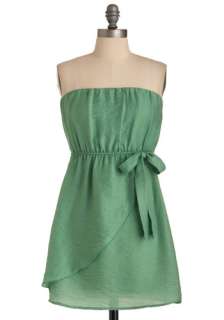   Dress   Green, Solid, Bows, A line, Strapless, Party, Wrap, Short