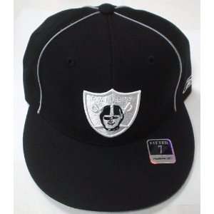 Oakland Raiders Fitted Reverse Logo Flat Bill Reebok Hat Size 7 