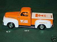 UNIVERSITY OF TENNESSEE #9 DIECAST BANK 1951 FORD PU  